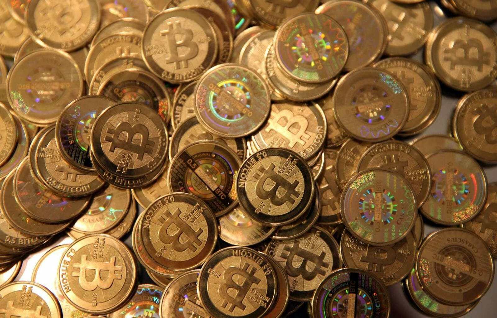 A&nbsp;może warto zainwestować w&nbsp;kryptowaluty? Podpowiadamy, jak to&nbsp;robić