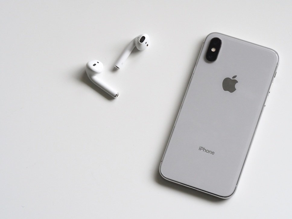 Luka w&nbsp;zabezpieczeniach pozwala hakerom na&nbsp;dostęp do&nbsp;aplikacji iOS