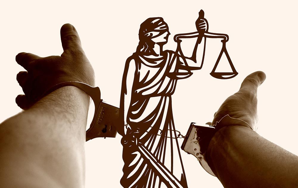 Niesłuszne oskarżenie o&nbsp;wyłudzenie VAT – jak się bronić?