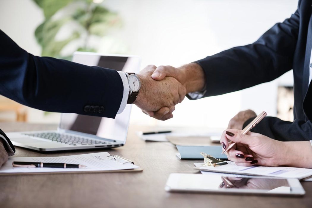 Outsourcing kadr i&nbsp;płac: czy&nbsp;warto zlecić?