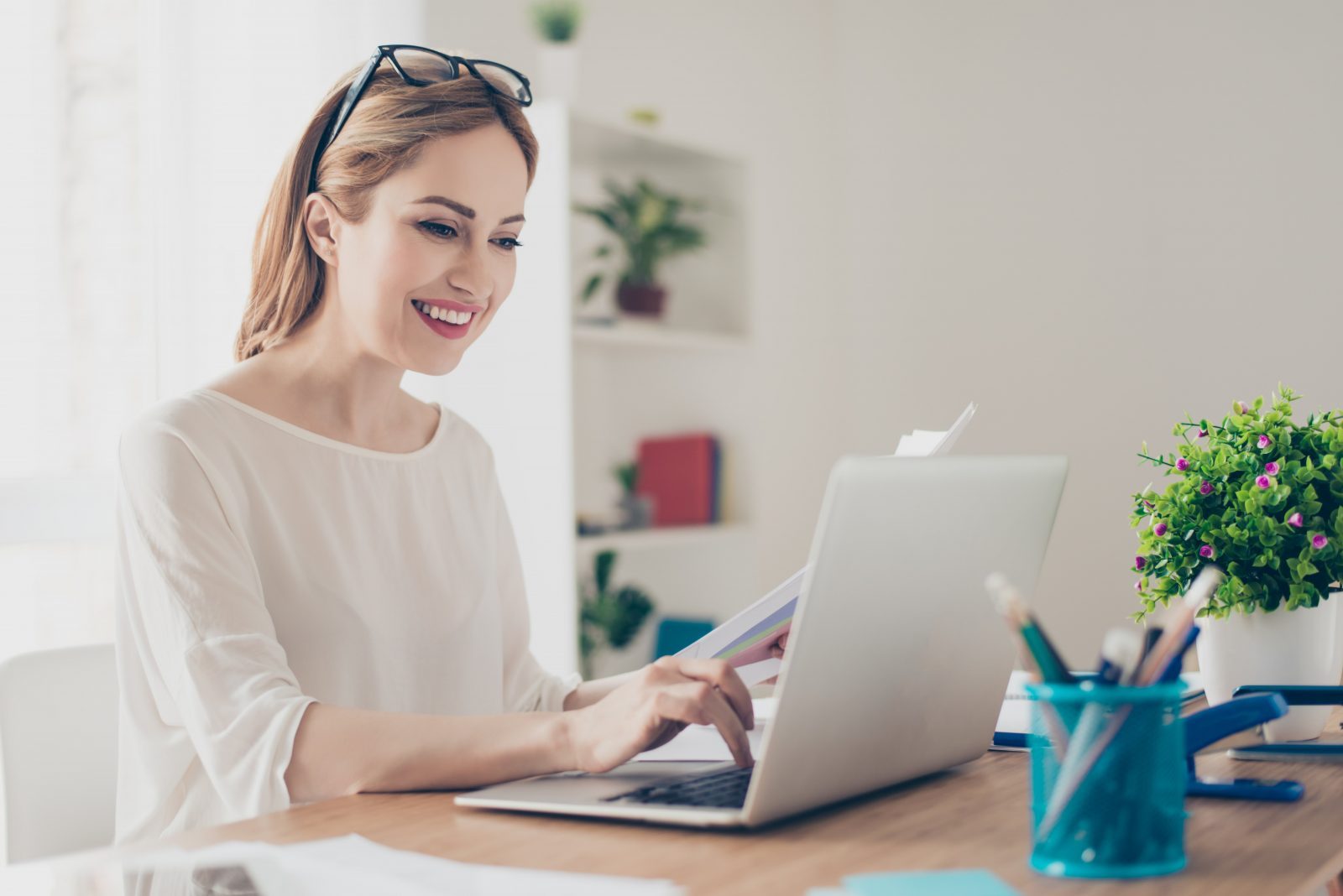 Biznes online – najlepsze rozwiązanie dla mam, które chcą prowadzić swoją firmę