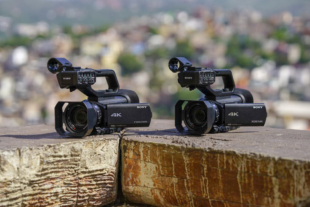 HXR-NX80 i PXW-Z90