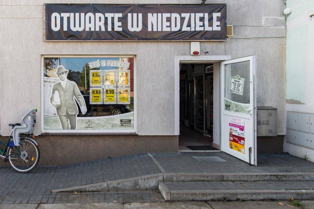 Wyzwania handlu stacjonarnego w&nbsp;erze dynamicznego rozwoju e-commerce
