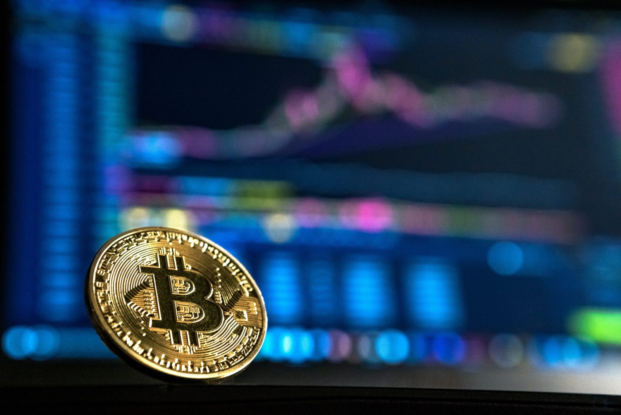 Gates i&nbsp;Zuckerberg szukają zysków w&nbsp;świecie nowego internetu i&nbsp;kryptowalut