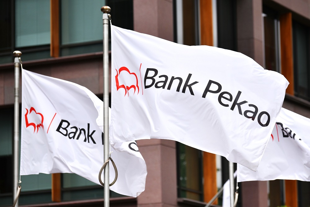 Hitachi wchodzi na&nbsp;polski rynek bankomatów. Pierwszym partnerem Bank Pekao