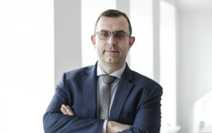 Robert Strzelecki, tenderhut