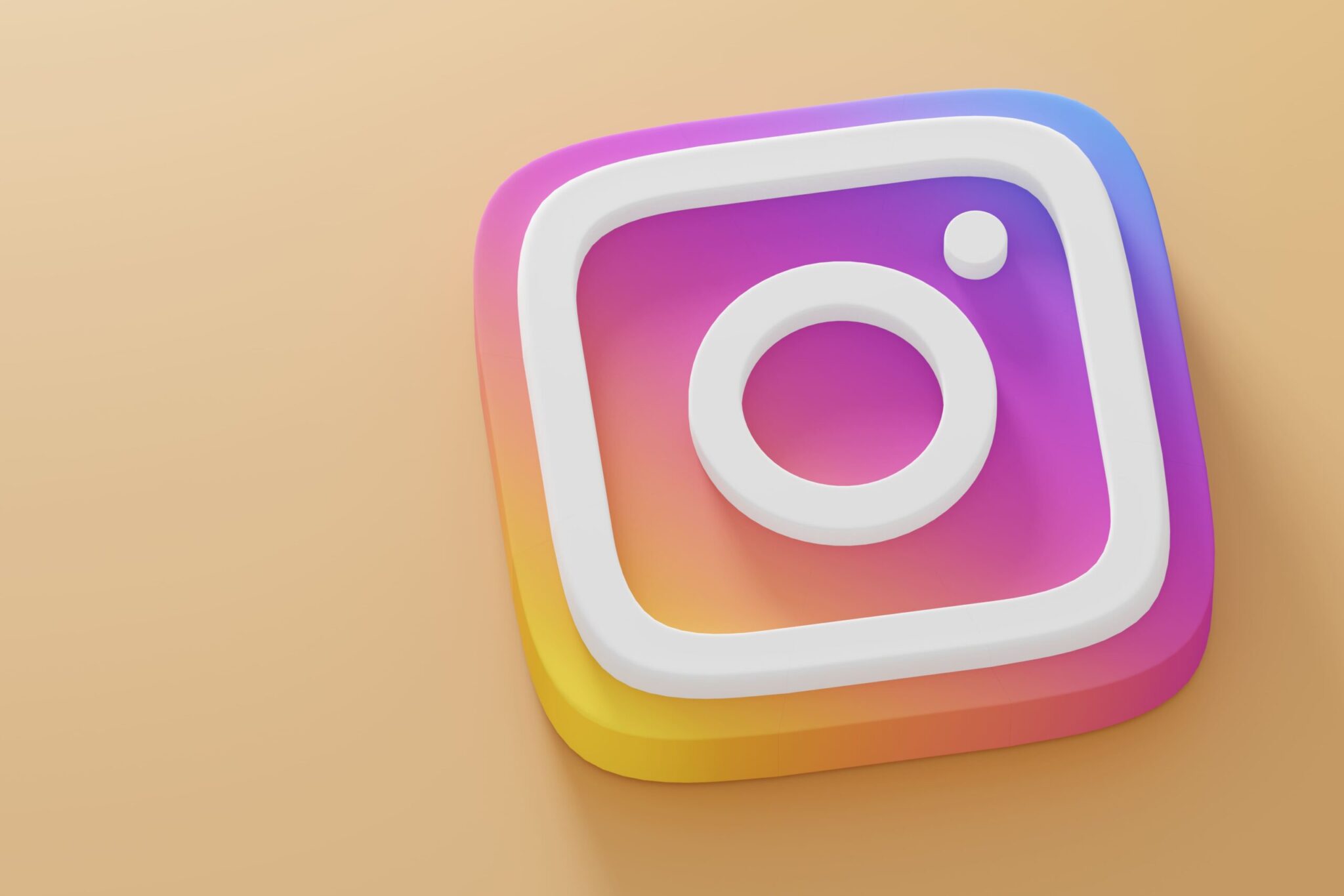 11 lat Instagrama – jak bezpiecznie korzystać z&nbsp;tego serwisu?