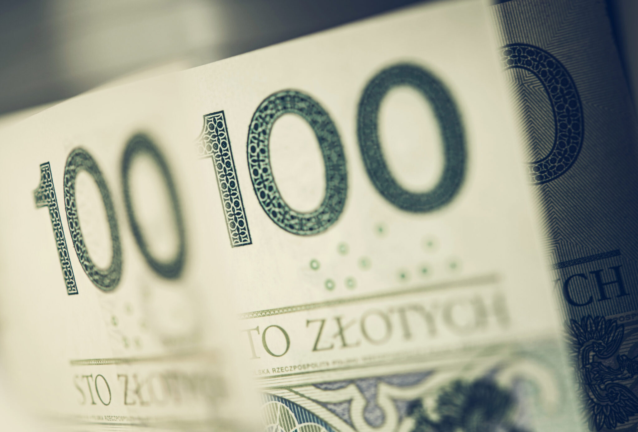 złoty