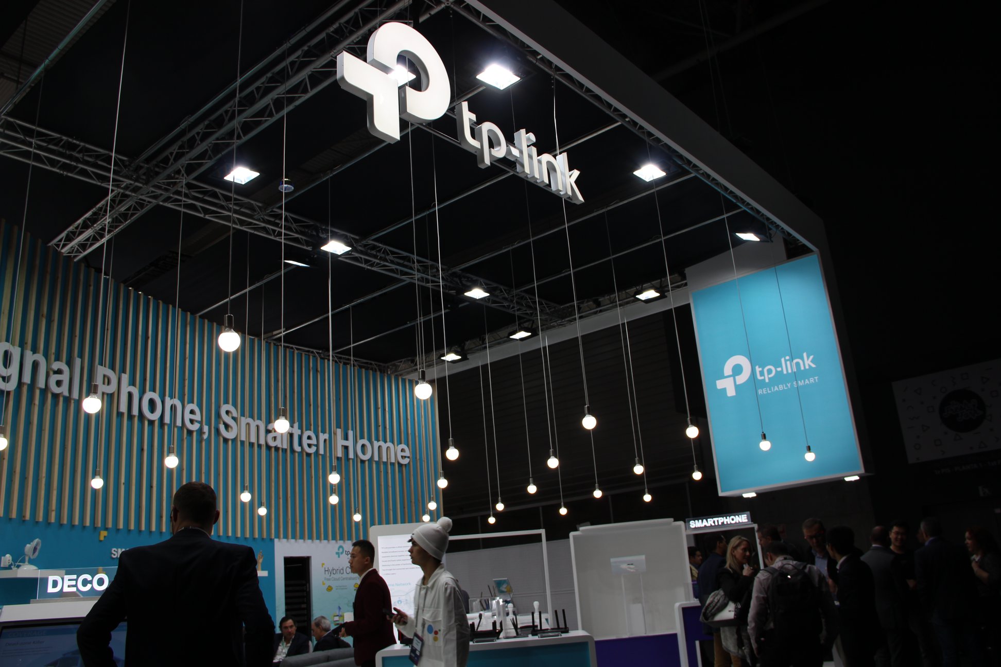TP-Link wprowadza dwa kompaktowe przełączniki PoE