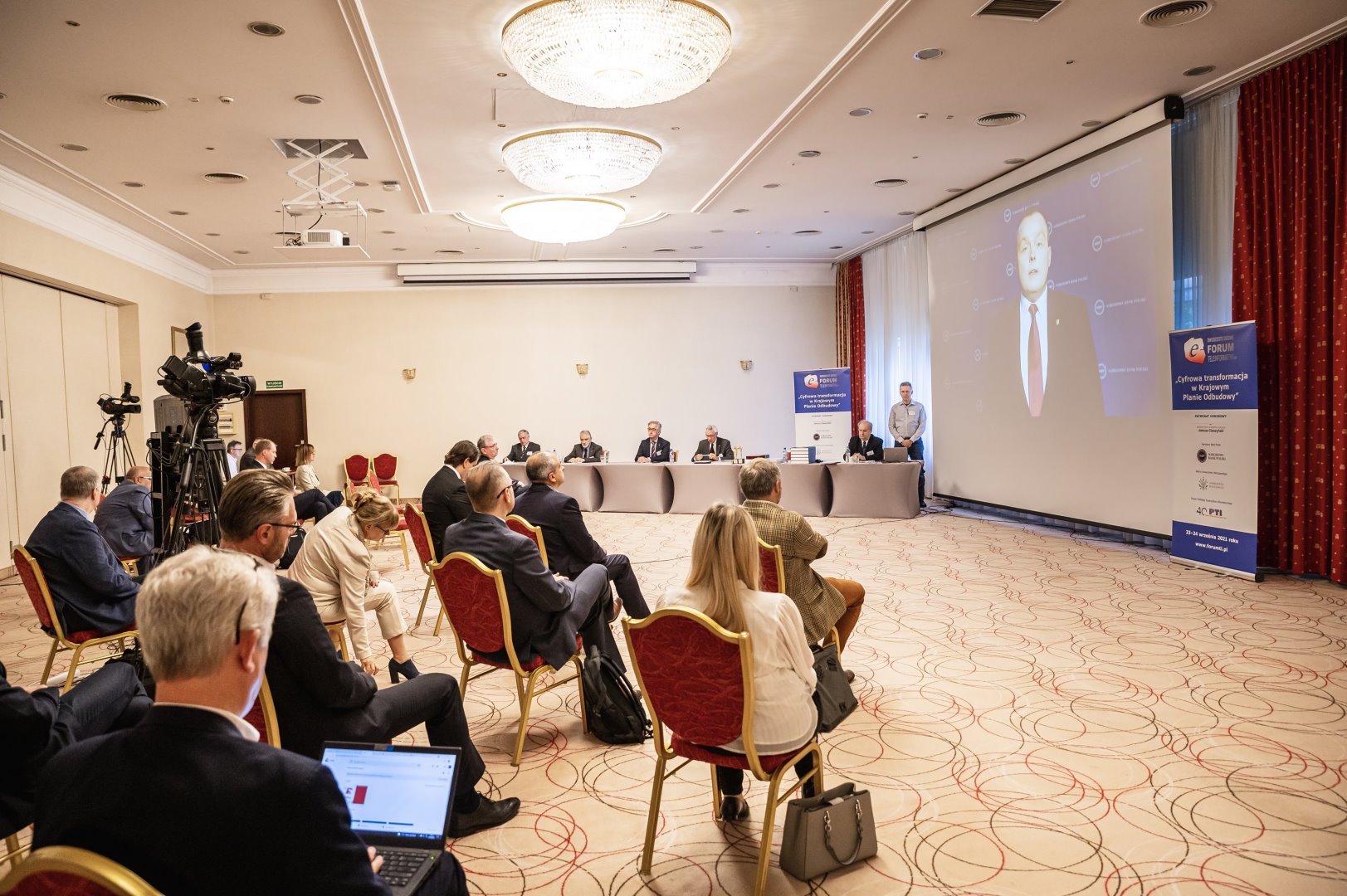 Podsumowanie XXVII Forum Teleinformatyki: „Cyfrowa transformacja w&nbsp;Krajowym Planie Odbudowy”