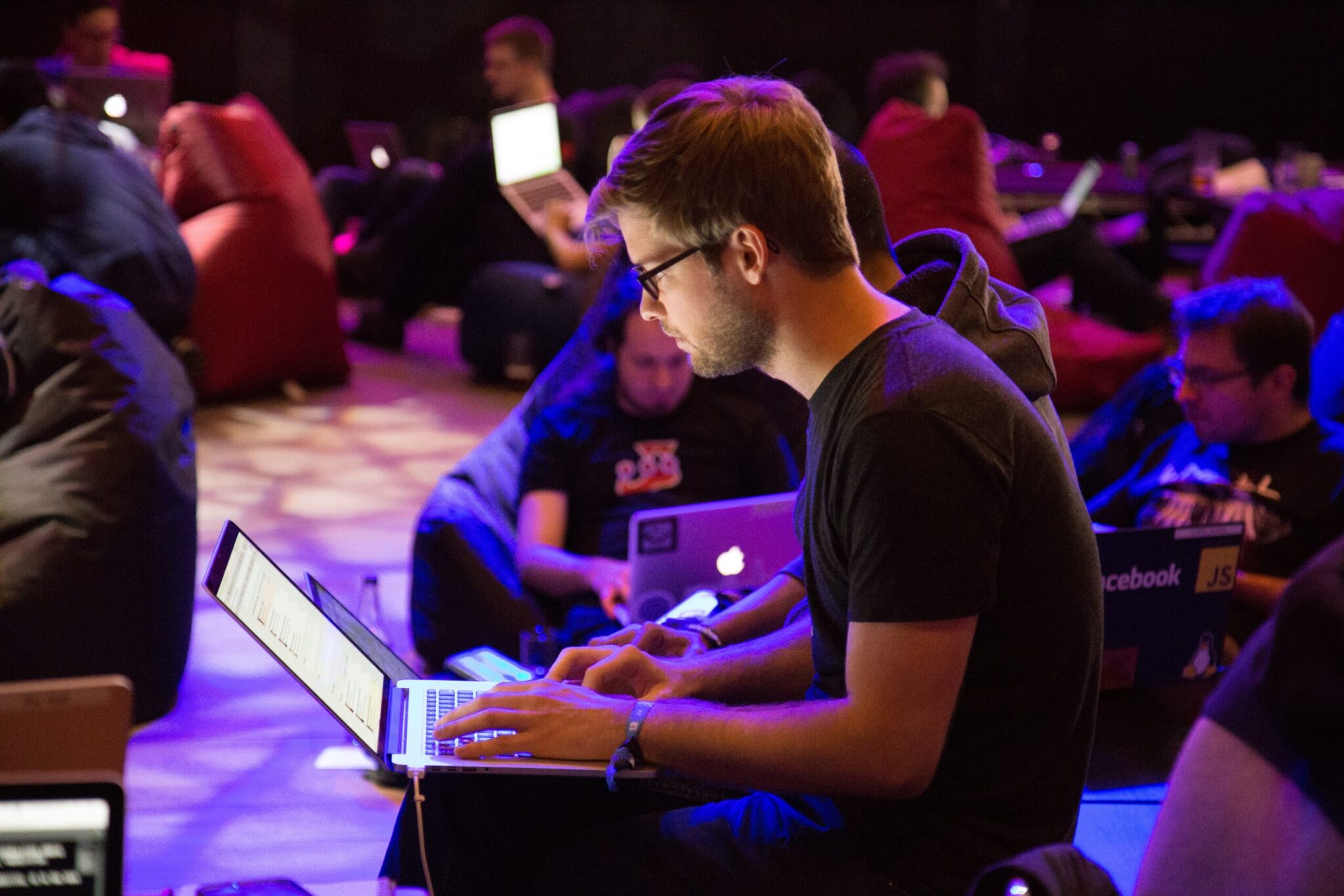 Devbridge uruchamia w&nbsp;Polsce darmowy kurs dla programistów