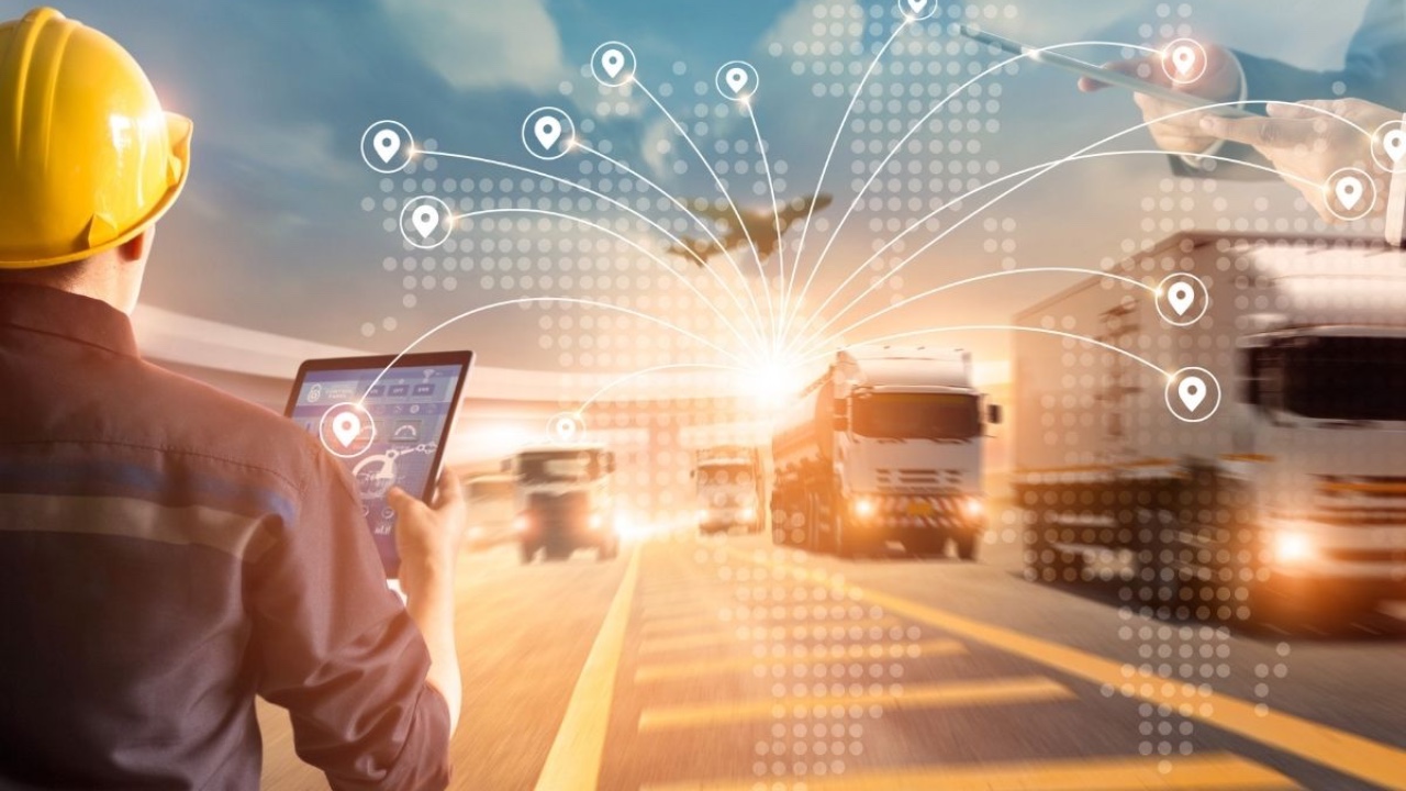 Branża transportowa stawia na&nbsp;technologie. Z&nbsp;jakich najchętniej korzystają firmy?