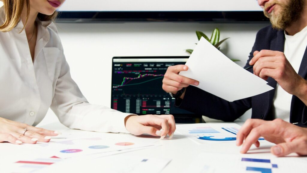 wykres, giełda, koniunktura, BoomBit, Wall Street, VMware, boś