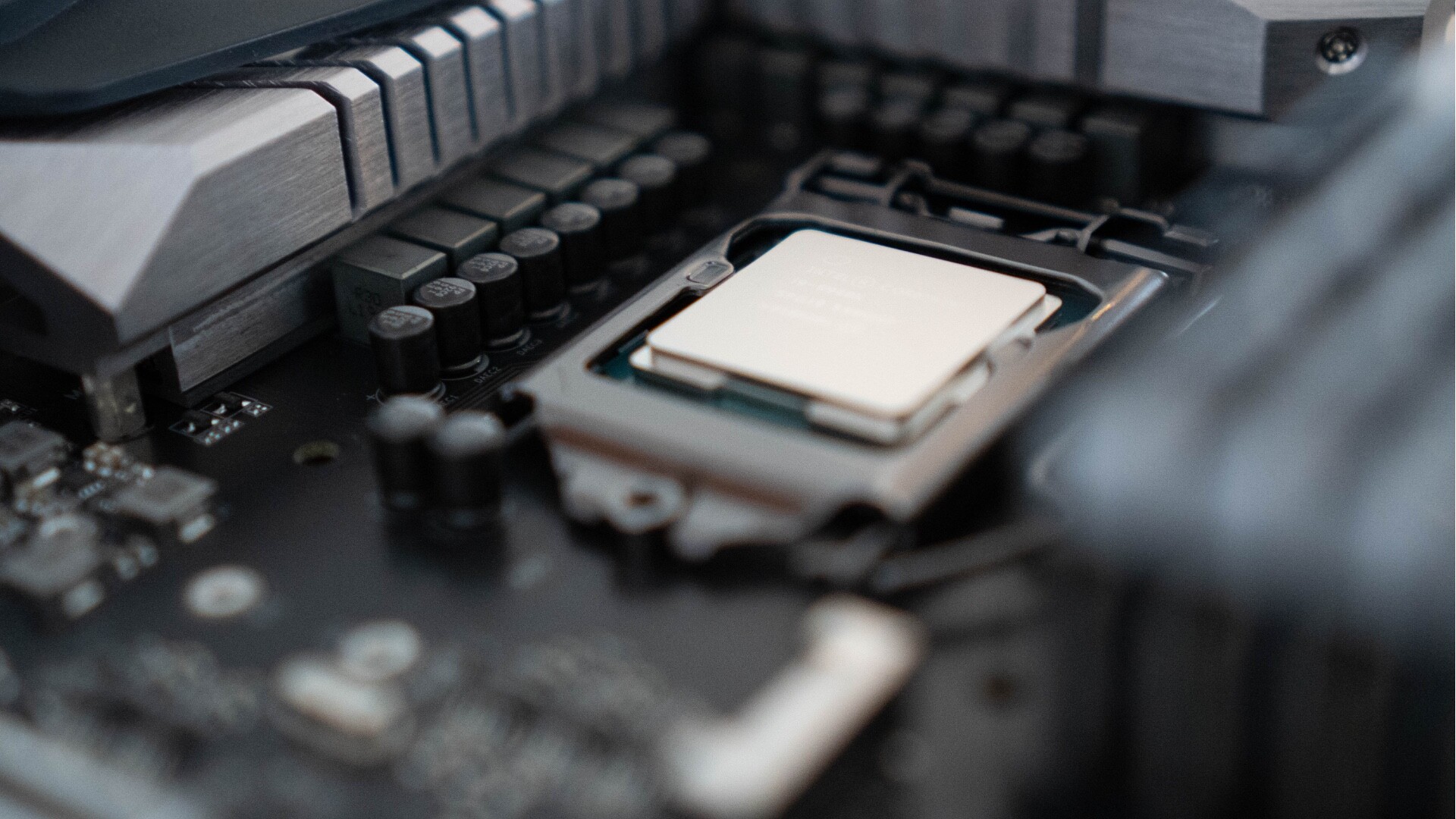 TSMC wchodzi do&nbsp;fabryk Intela. Ratunek czy&nbsp;przejęcie kontroli?