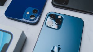 iPhone