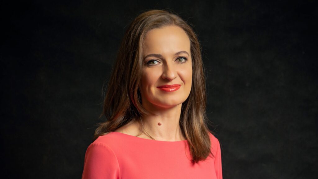 Monika Czech, Komsa