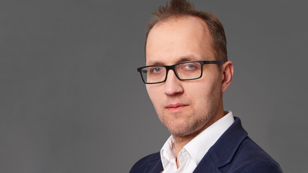 Piotr Milos