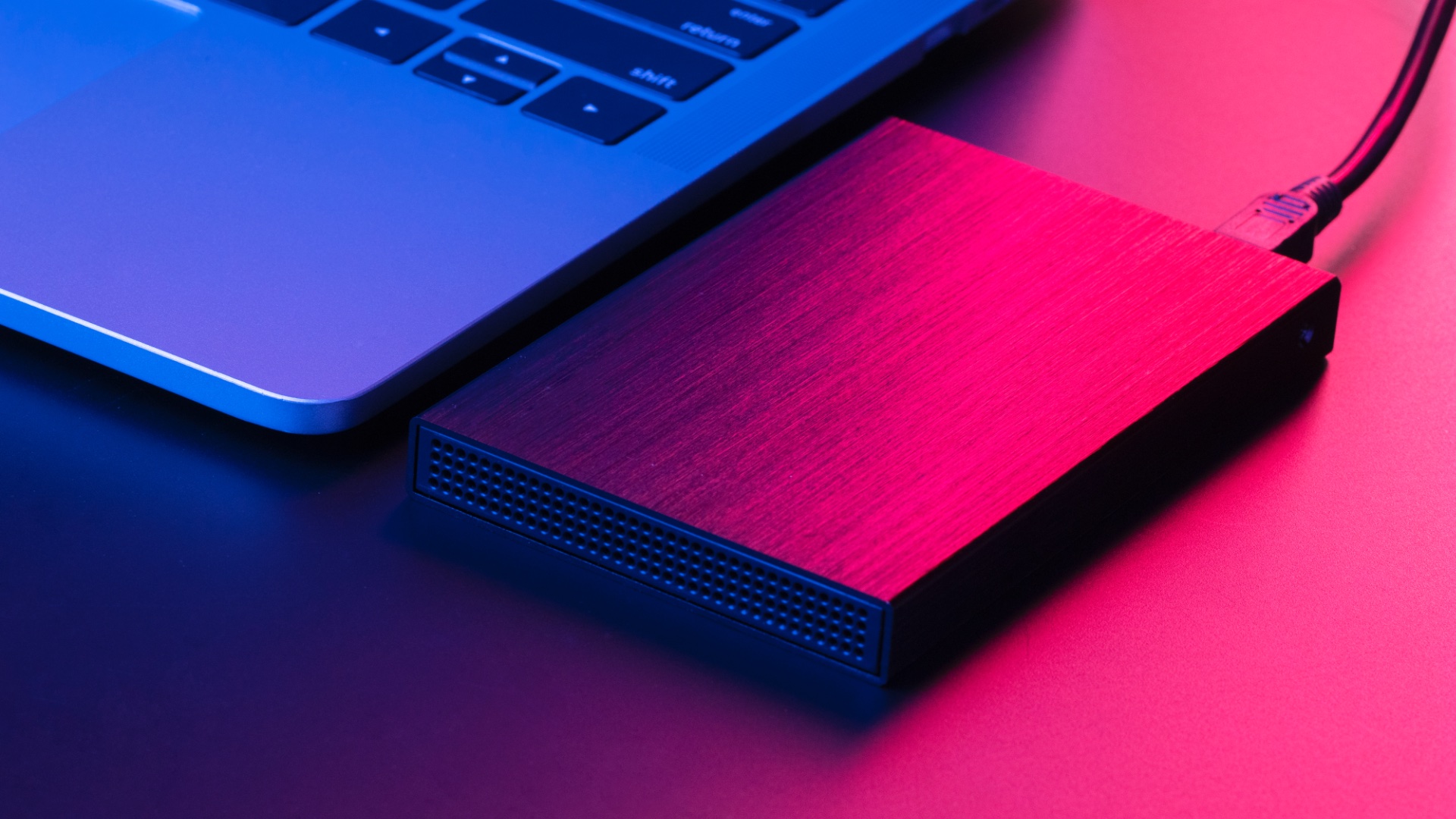 Producenci SSD pod&nbsp;presją – ceny spadają, a&nbsp;konkurencja się zaostrza