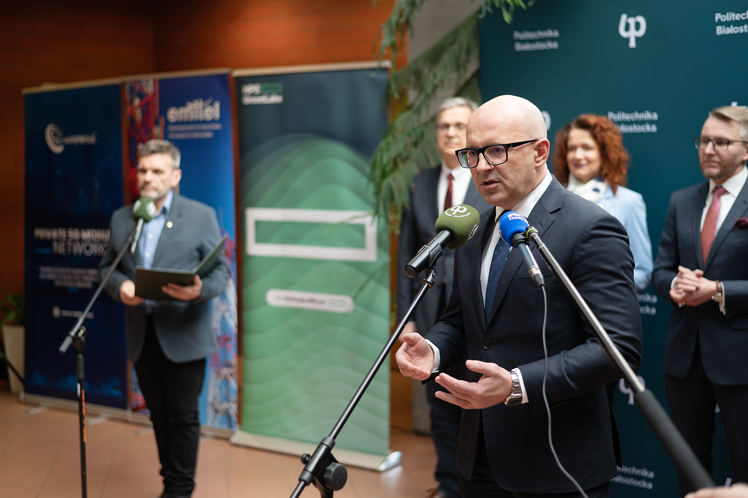 Przyszłość Sieci 5G w&nbsp;Polsce: Politechnika Białostocka wprowadza Open RAN Lab