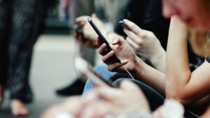 smartfon, technologia, wirtualne porwanie