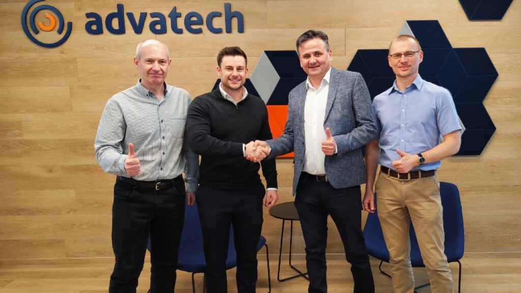 Advatech, Device42