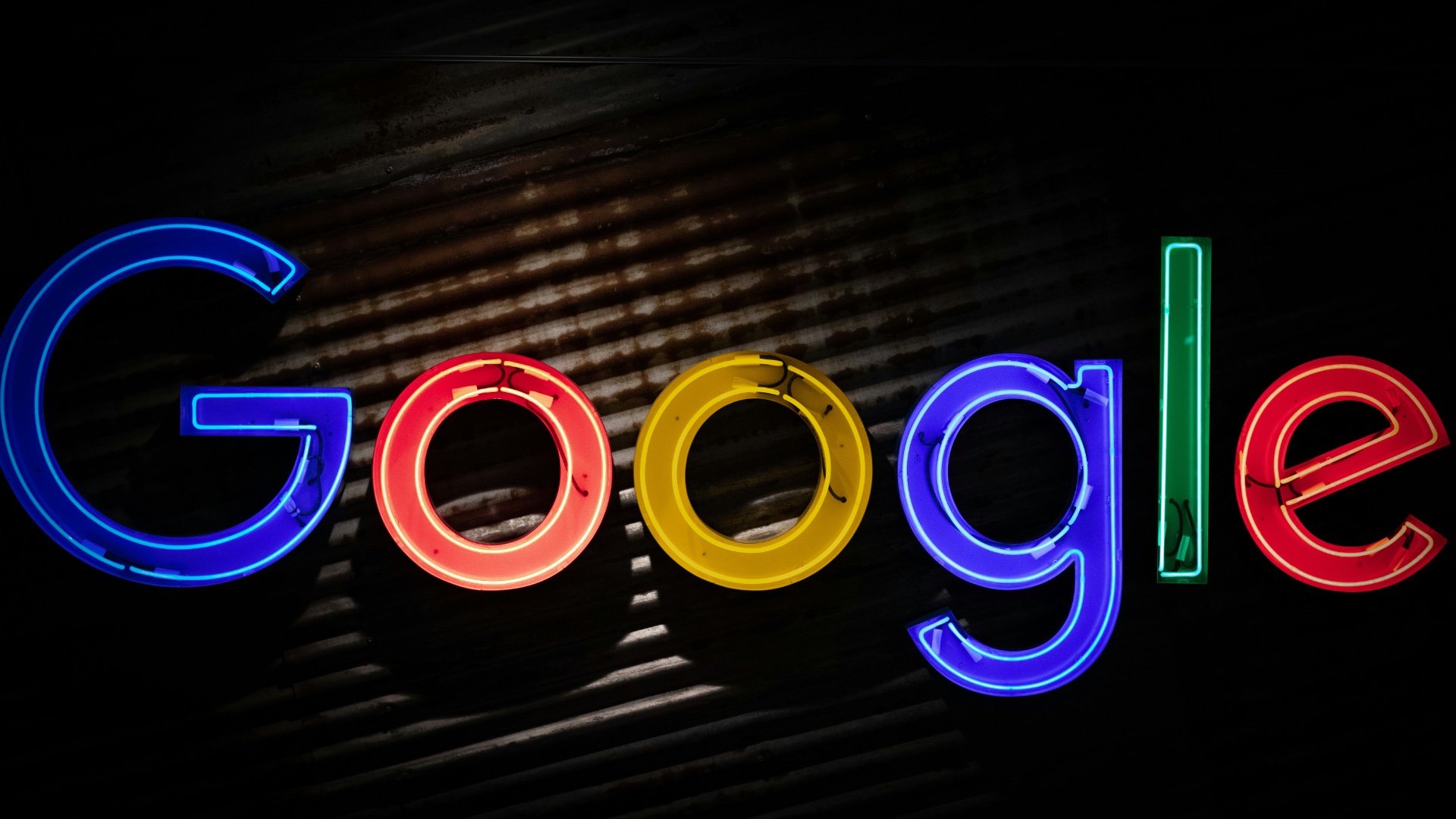 Ugoda za&nbsp;pół miliarda: Google reorganizuje się po&nbsp;zarzutach o&nbsp;monopol