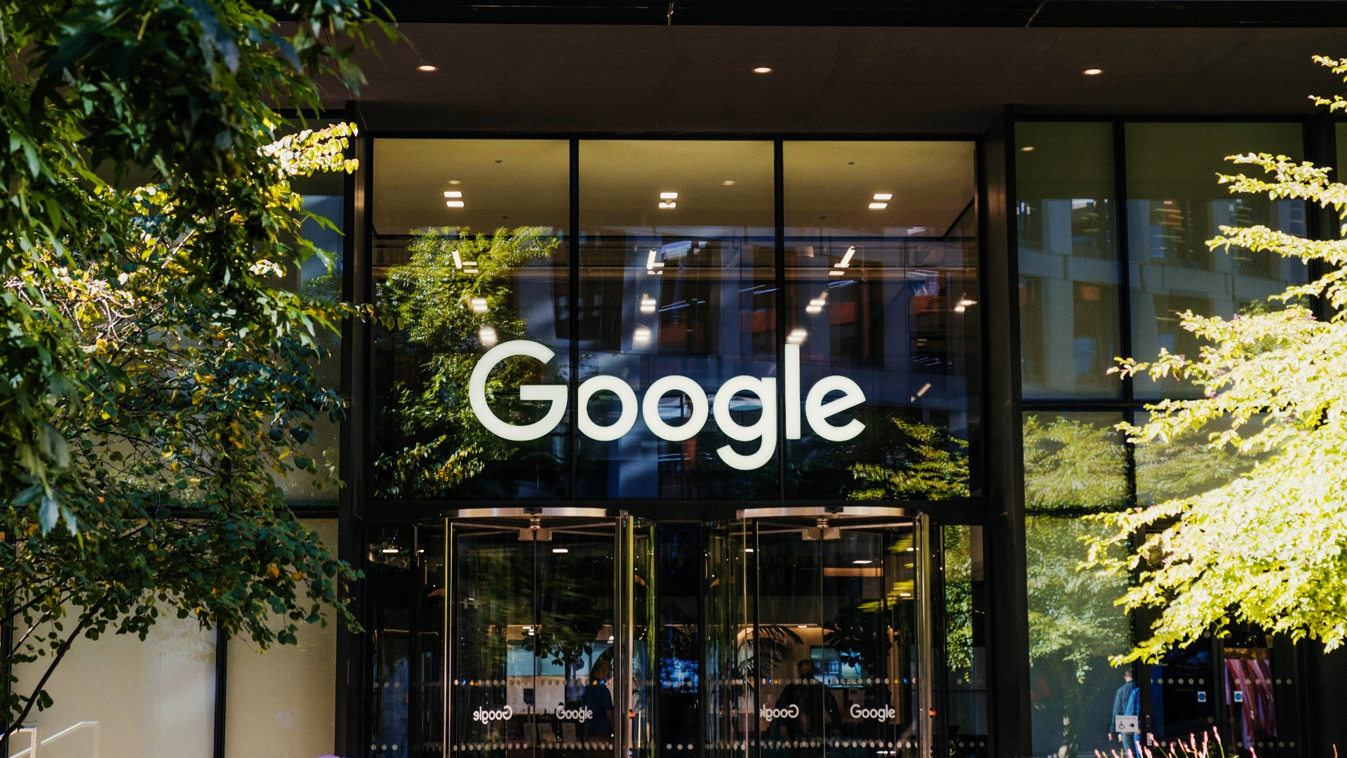 Google i&nbsp;PayPal zacieśniają sojusz. AI i&nbsp;chmura w&nbsp;centrum nowej umowy