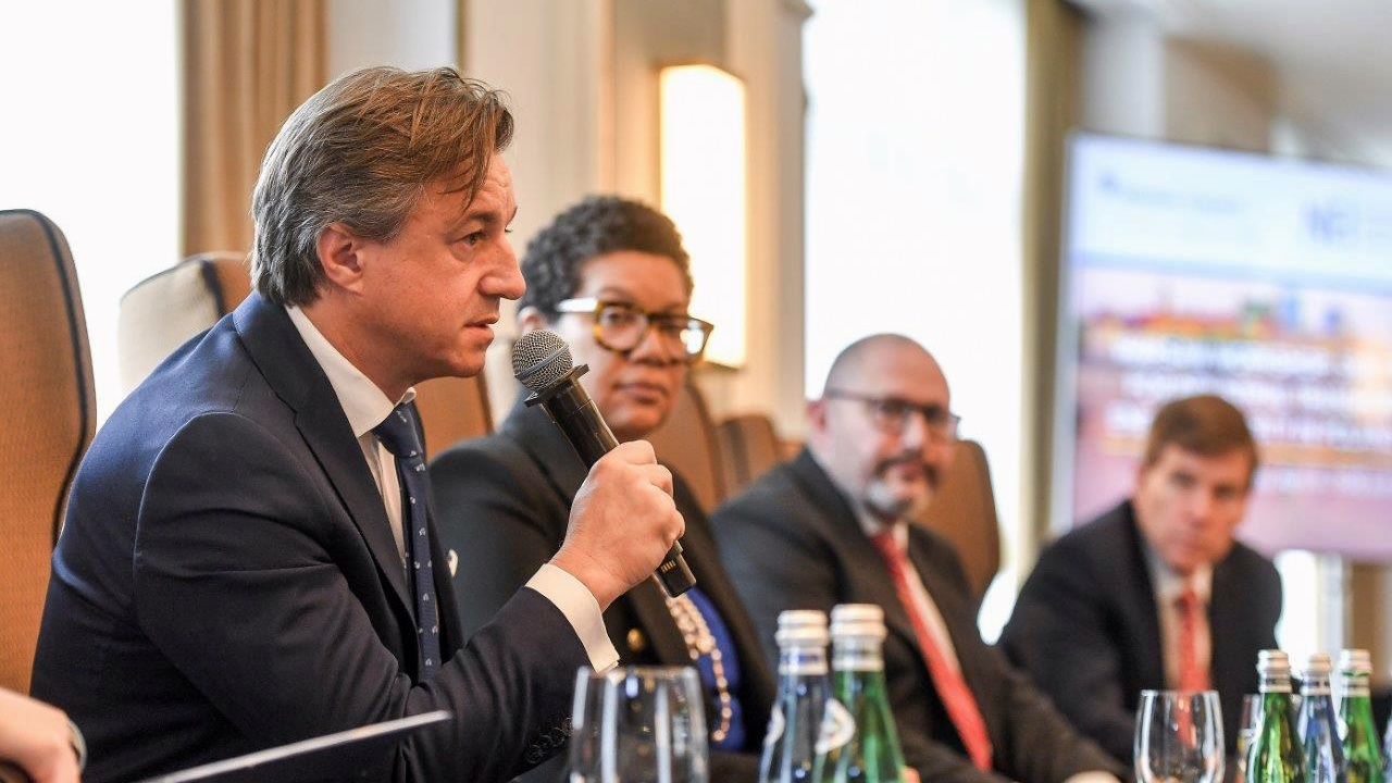 Przedstawiciele amerykańskiego rządu deklarują wsparcie dla budowy SMR-ów w&nbsp;Polsce