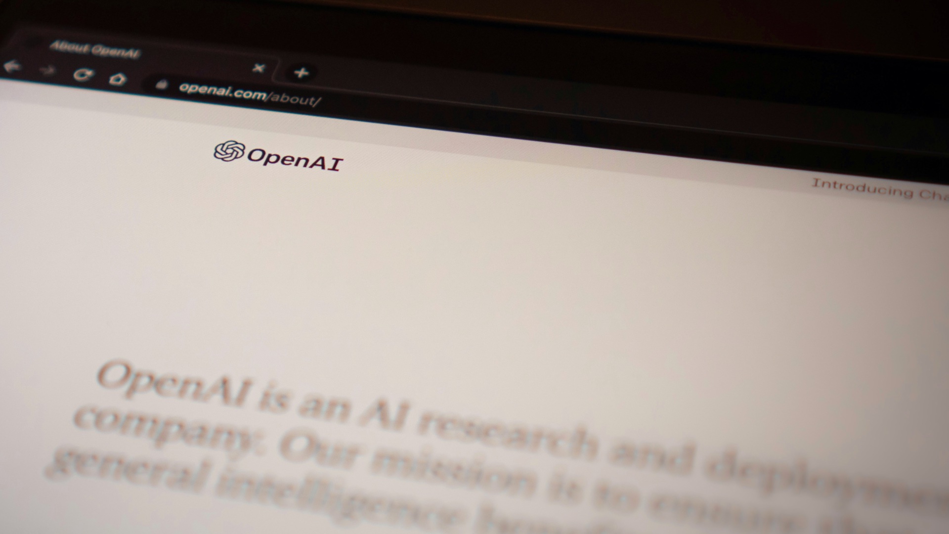 Współzałożyciel OpenAI opuszcza firmę i&nbsp;przechodzi do&nbsp;Anthropic
