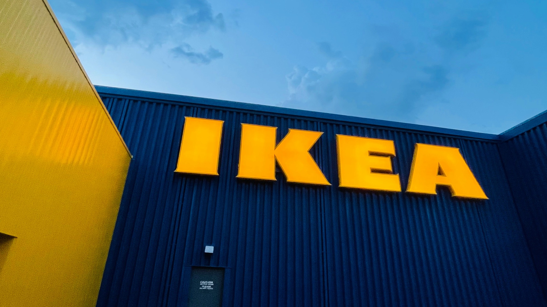 Ikea zatrudnia do&nbsp;metawersum – realne wynagrodzenie za&nbsp;wirtualną pracę