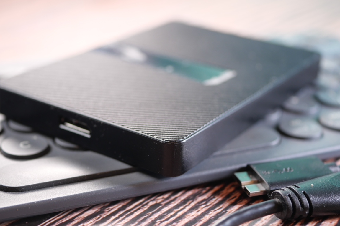 Branża NAND Flash w&nbsp;kryzysie: słaby popyt i&nbsp;nadpodaż w&nbsp;2025 roku