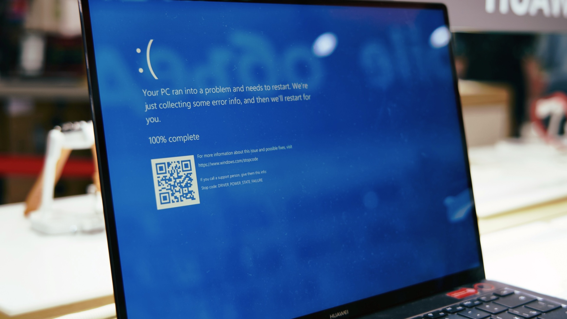 CrowdStrike przywraca normalność po&nbsp;globalnej awarii: 97% czujników Windows ponownie online