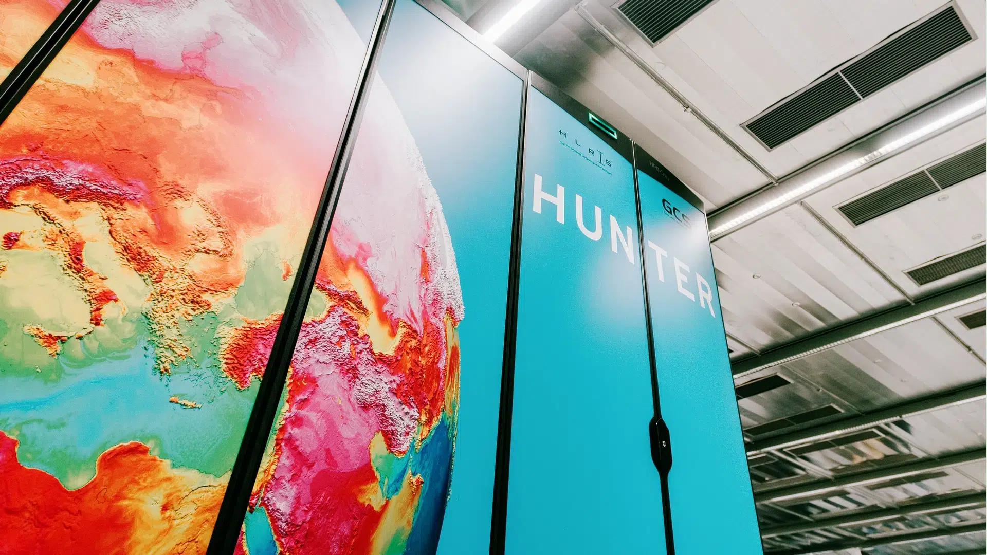 W&nbsp;Niemczech uruchomiono superkomputer Hunter wyprodukowany przez&nbsp;HPE z&nbsp;procesorami AMD
