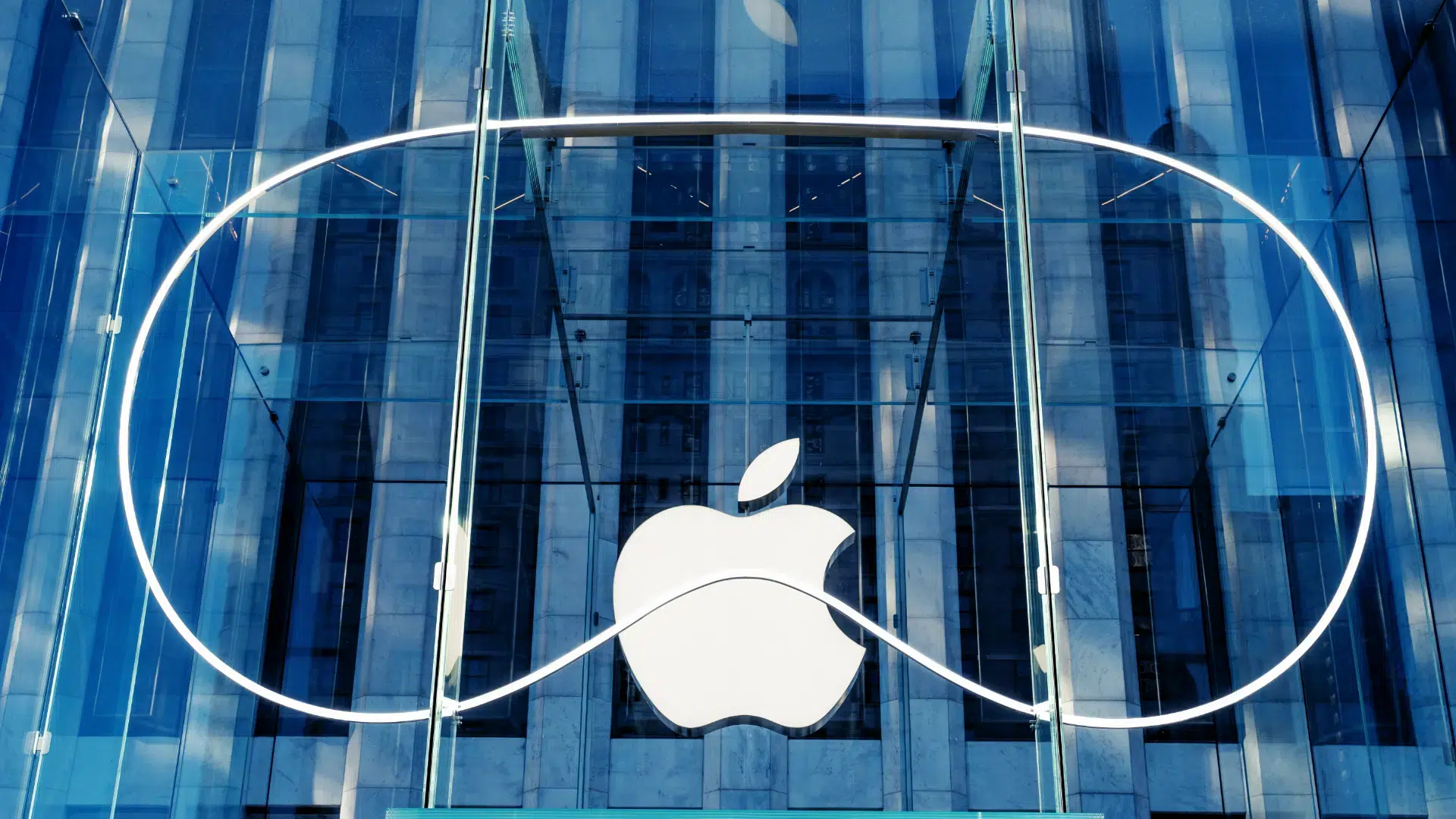 Apple stawia na&nbsp;inteligentne okulary. Vision Pro traci priorytet