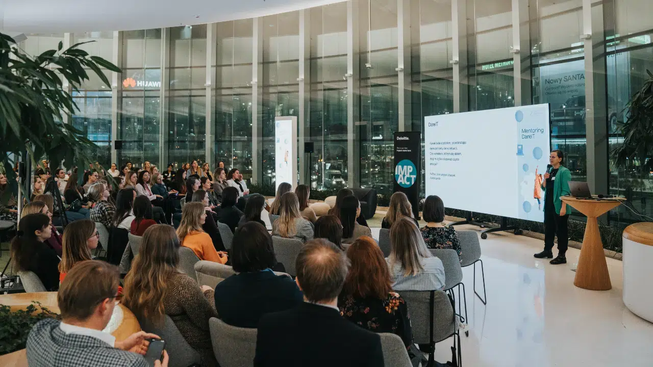Women Go&nbsp;Tech i&nbsp;DareIT przeszkolą 300 tys. kobiet
