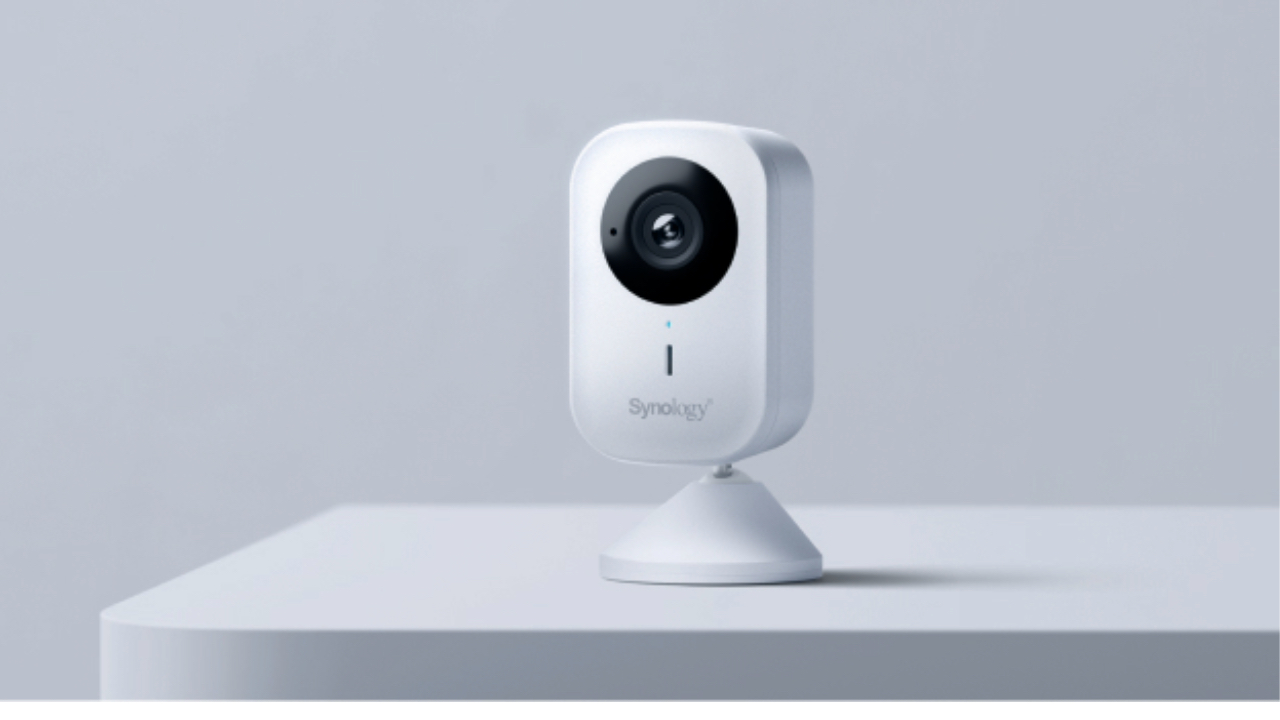 Nowa kamera Synology: Wi-Fi, sztuczna inteligencja i&nbsp;pełna kontrola nad&nbsp;bezpieczeństwem