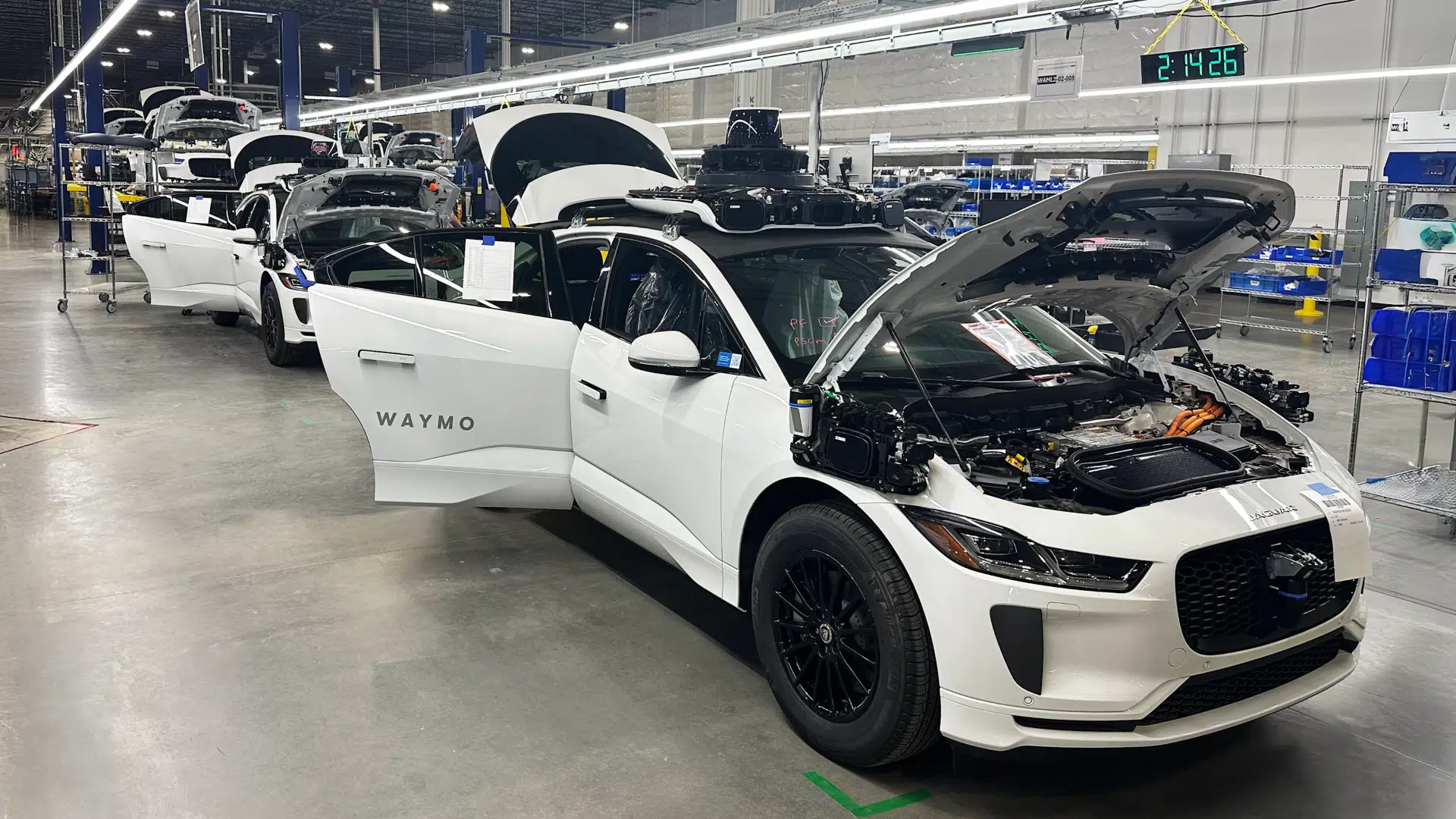 Waymo stawia na&nbsp;Warszawę. Dlaczego Alphabet buduje tu&nbsp;swoje autonomiczne zaplecze?