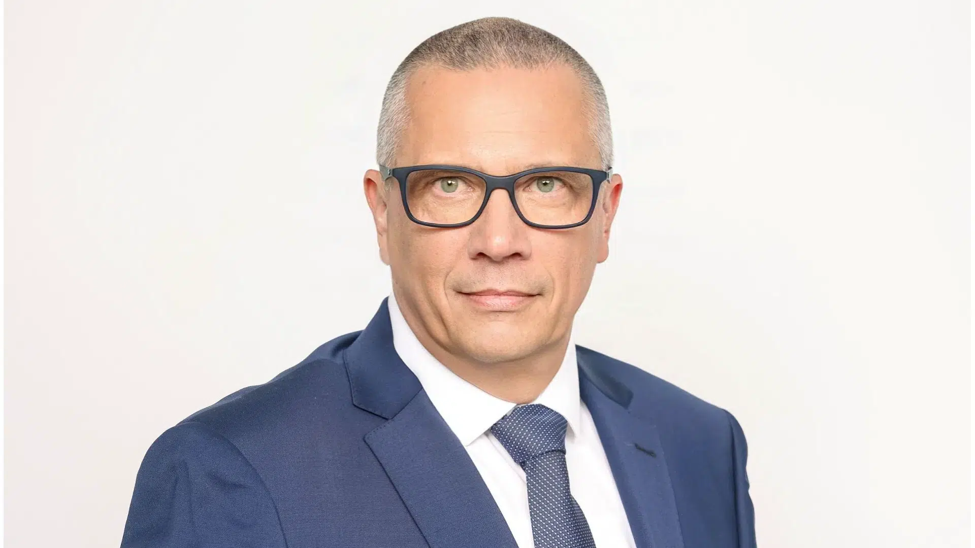 Yarrl przyspiesza z&nbsp;AI i&nbsp;dużymi kontraktami. Zyski rosną, portfel się rozrasta