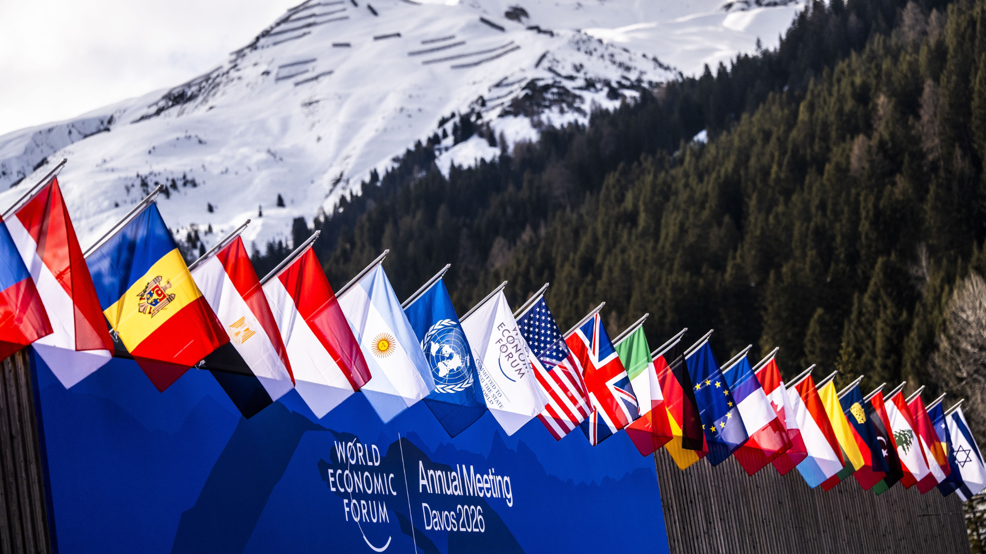 Davos 2026: koniec z&nbsp;romantyzowaniem AI. Pora na&nbsp;twardą rzeczywistość