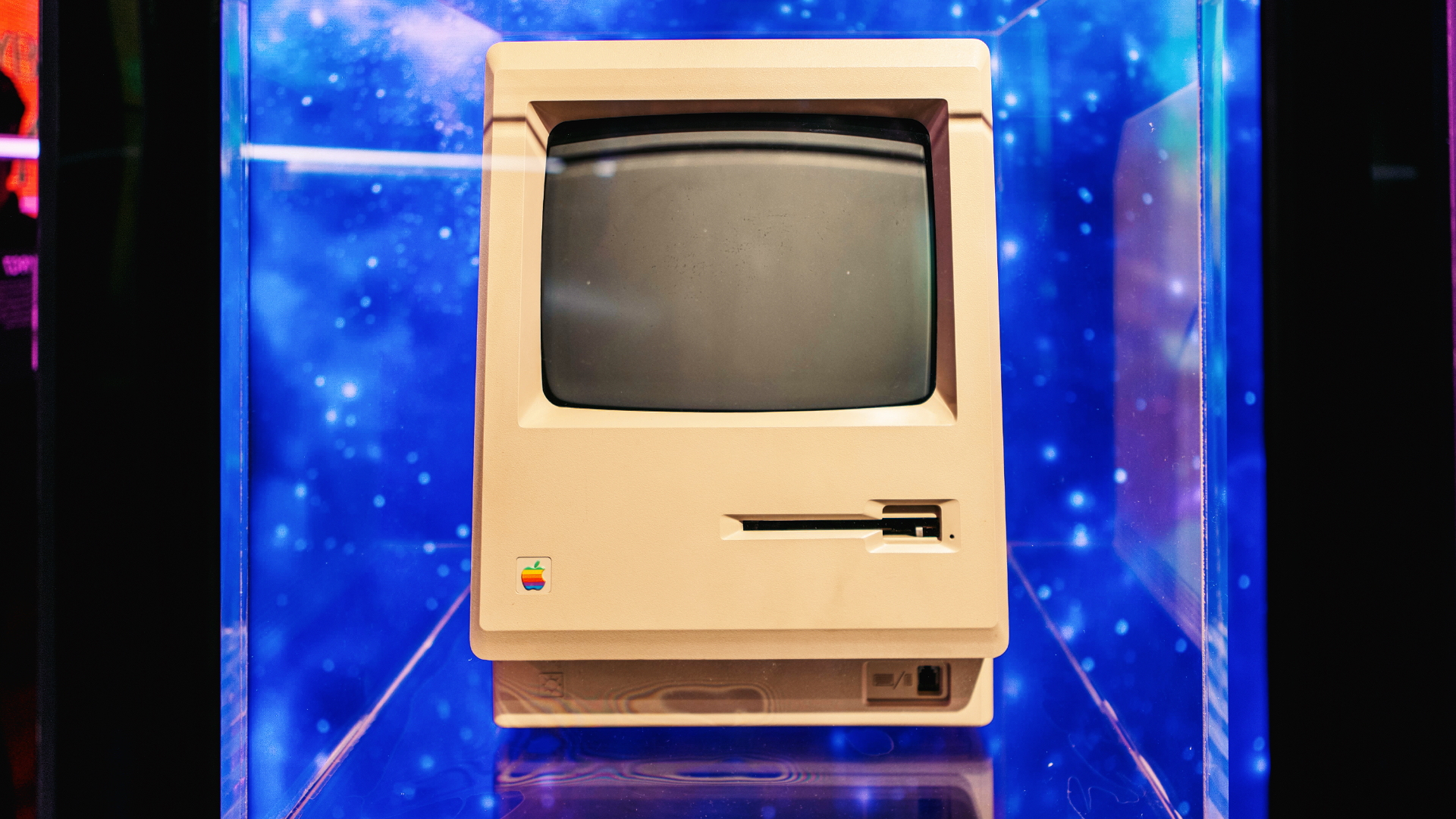 Pivot worth billions. What does Apple’s history teach us about flexibility?
