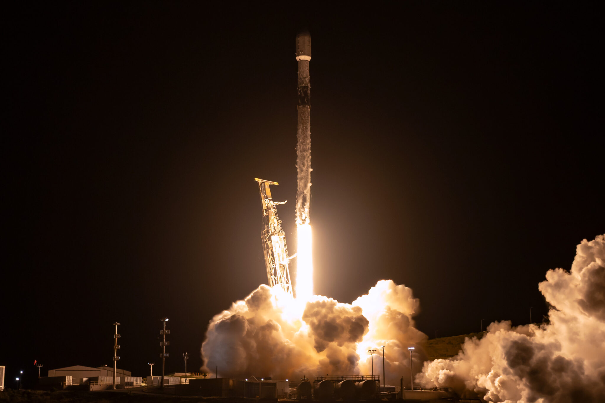 Wycena SpaceX może sięgnąć 1,75 bln dolarów. Rekordowe IPO na&nbsp;horyzoncie