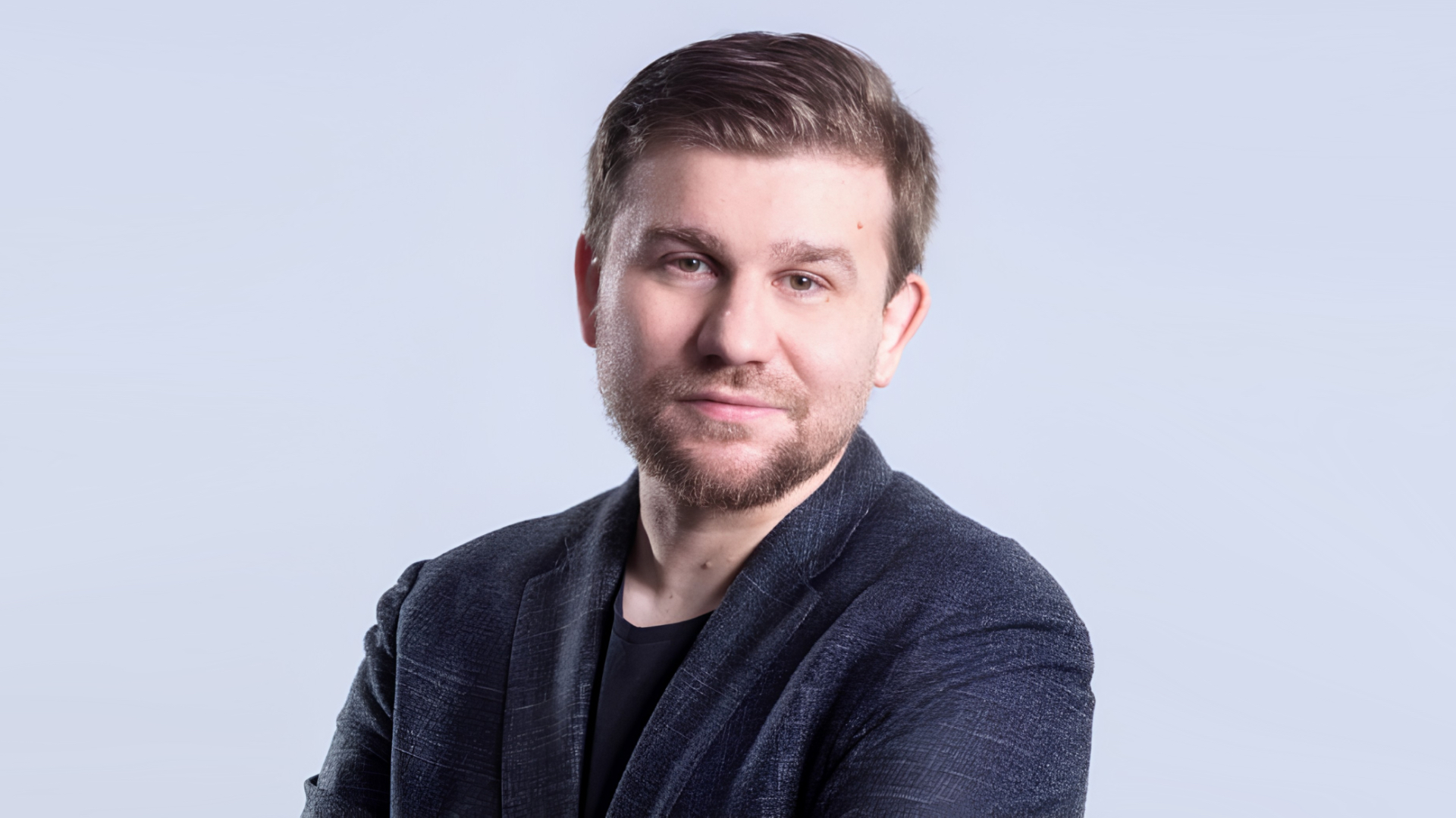 Paweł Pisarczyk rezygnuje z&nbsp;funkcji prezesa Atende Industries